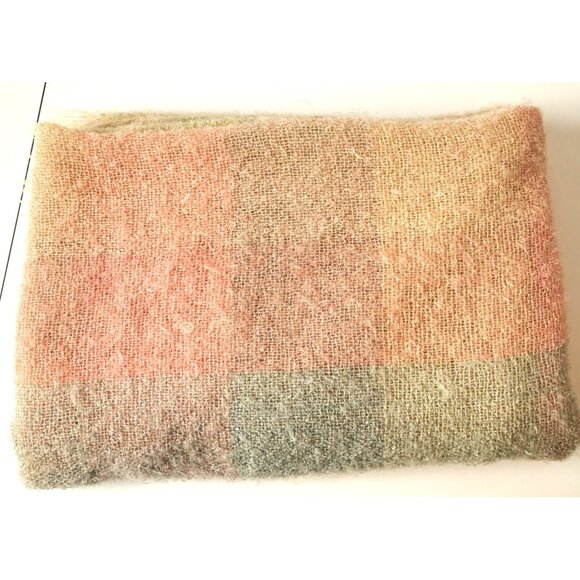 VINTAGE 100% Mohair Blanket Pastel Plaid Throw MADE IN SCOTLAND - Picture 2 of 8
